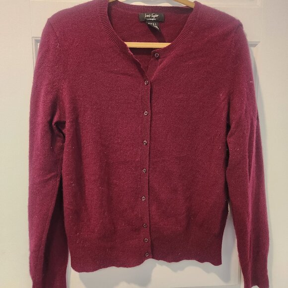 Lord & Taylor Cashmere Sweater in plum red - Picture 1 of 5